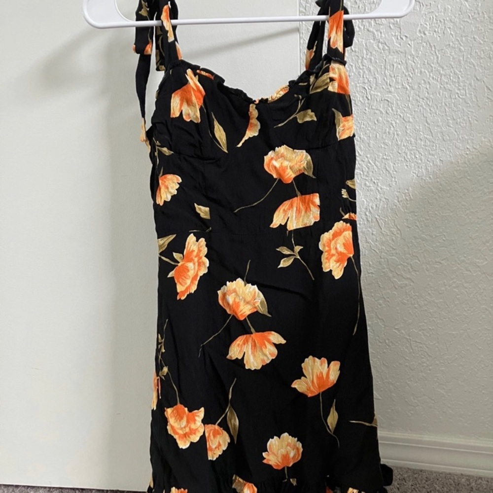Floral sweetheart neck sun dress